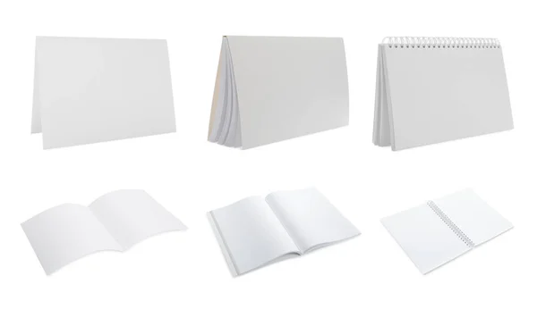 Conjunto Com Folhetos Papel Branco Sobre Fundo Branco Mockup Para — Fotografia de Stock