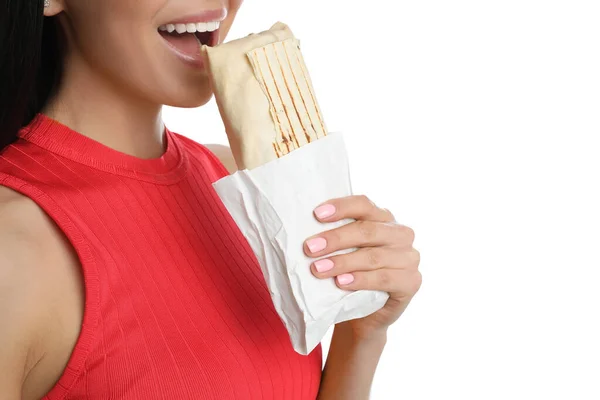 Giovane Donna Mangiare Deliziosa Shawarma Sfondo Bianco Primo Piano — Foto Stock