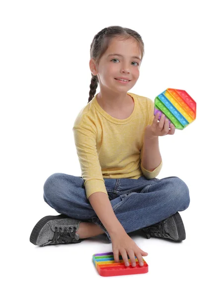 Mała Dziewczynka Pop Fidget Zabawki Białym Tle — Zdjęcie stockowe