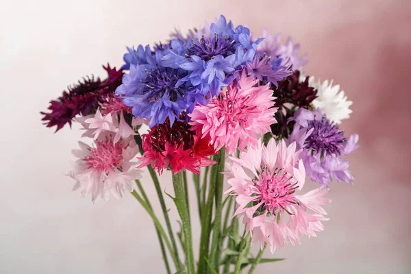Букет Красивих Квітів Рожевому Тлі Крупним Планом — стокове фото