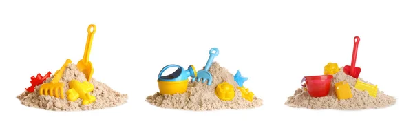 Jouets Plage Plastique Sur Piles Sable Sur Fond Blanc Collage — Photo