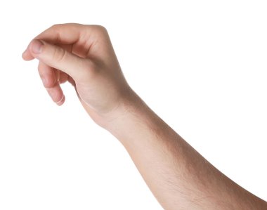 Beyaz arka planda bir şey tutan adam, yakın plan.