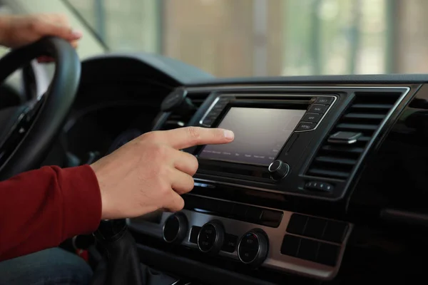 Man Using Navigation System While Driving Car Closeup — Stock Photo, Image