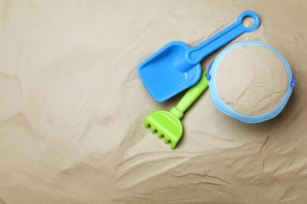 Пластиковый Набор Игрушек Сапогом Песке Плоский — стоковое фото