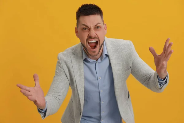 Angry Man Yelling Yellow Background Hate Concept — Stock Photo, Image