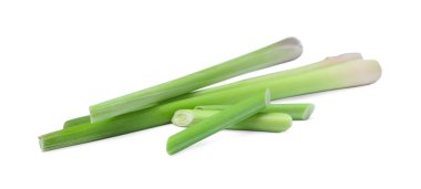 Beyaz arka planda taze aromatik limon otu sapları