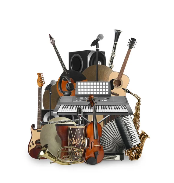 Beyaz arkaplanda farklı müzik araçları grubu