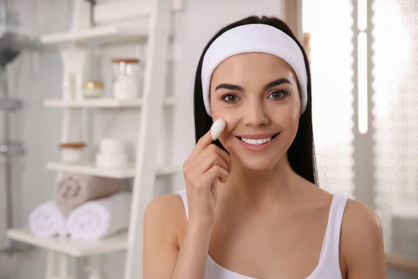 Woman Using Silkworm Cocoon Skin Care Routine Home — Stock Photo, Image