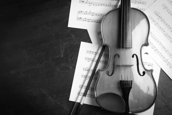Lenzuola Violino Fiocco Note Sul Tavolo Legno Piatte Con Spazio — Foto Stock