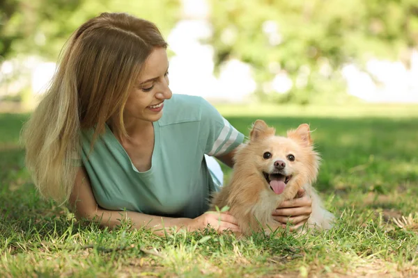 Young Woman Her Cute Dog Green Grass Park — Stock Photo, Image