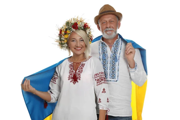 Ευτυχισμένο Ώριμο Ζευγάρι Την Εθνική Σημαία Της Ουκρανίας Λευκό Φόντο — Φωτογραφία Αρχείου