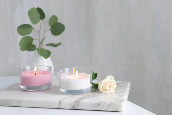 Burning Candles Beautiful Rose White Table — 图库照片