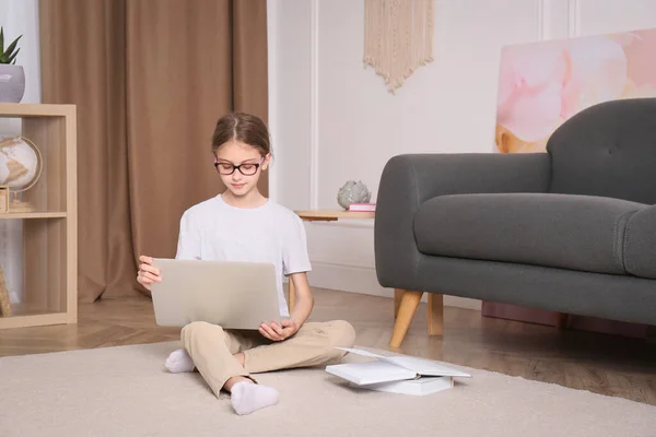 Girl Laptop Books Sitting Floor Home — Stock Photo, Image