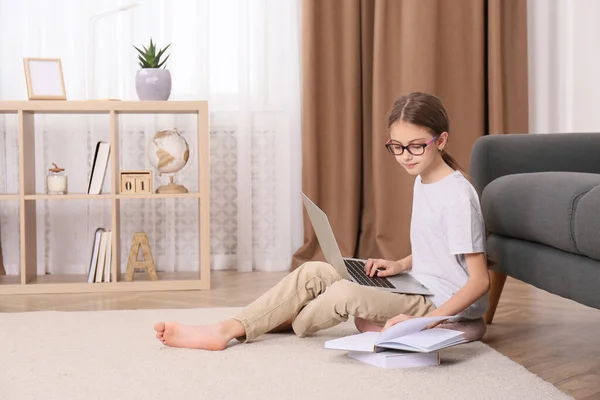 Girl Laptop Books Sitting Floor Home — Stock Photo, Image