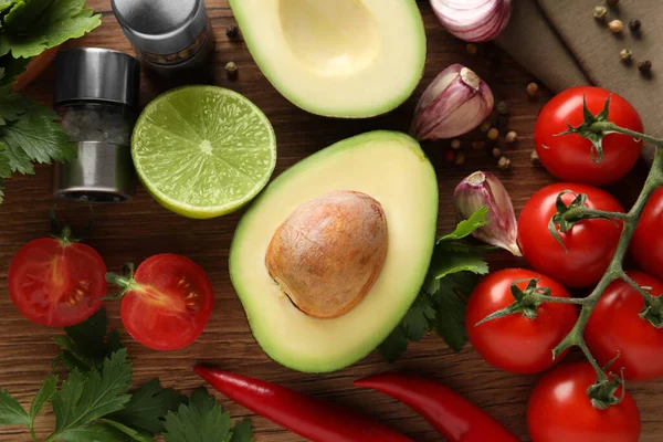 Fresh Ingredients Guacamole Wooden Table Flat Lay — Stock Photo, Image