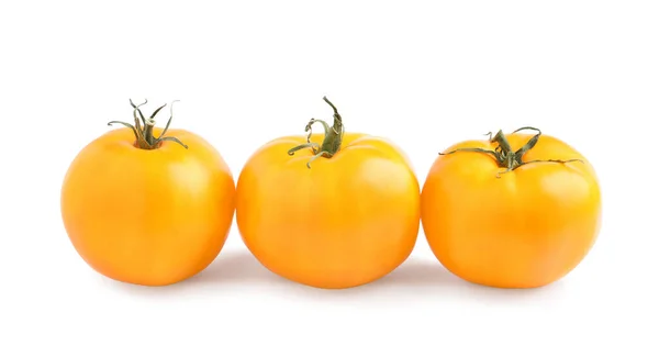 Färska Mogna Gula Tomater Vit Bakgrund — Stockfoto