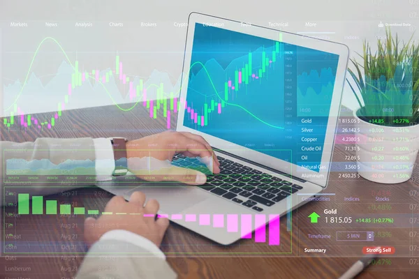 証券取引所 テーブルでノートパソコンを使う男と評価グラフのイラスト — ストック写真