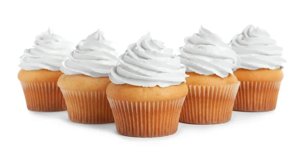 Νόστιμα Cupcakes Διακοσμημένα Κρέμα Γάλακτος Λευκό Φόντο — Φωτογραφία Αρχείου