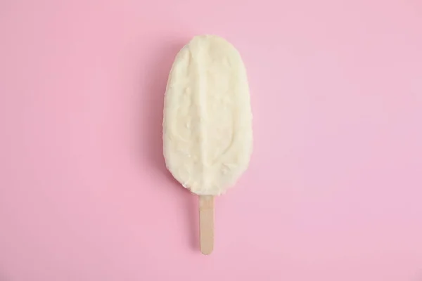 Мороженое Глазурью Розовом Фоне Вид Сверху — стоковое фото