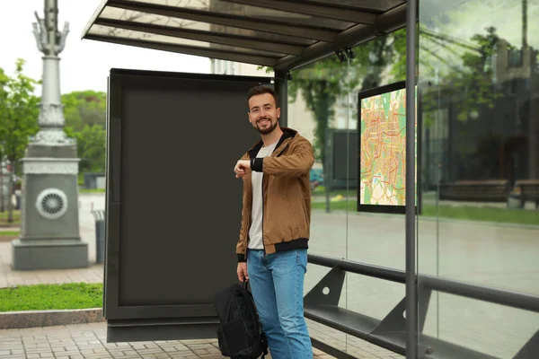 Young Man Backpack Waiting Public Transport Bus Stop — Stock Photo, Image