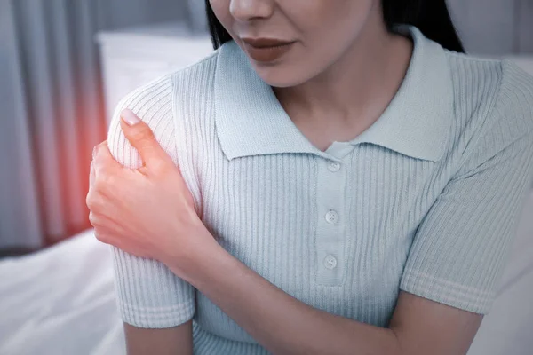 Woman Suffering Shoulder Pain Home Closeup — Stock Photo, Image