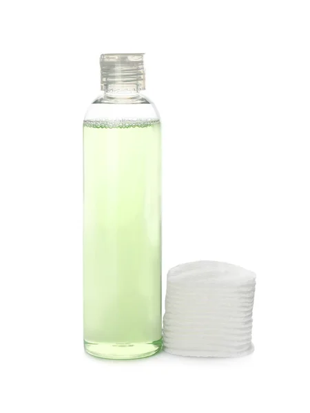 Producto Cosmético Almohadillas Algodón Para Eliminación Maquillaje Sobre Fondo Blanco — Foto de Stock