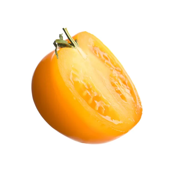 Połowa Świeżego Dojrzałego Żółtego Pomidora Izolowana Białym — Zdjęcie stockowe