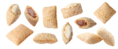 Beyaz arka planda gevrek mısır gevreği ile ayarlanmış. Pankart tasarımı 