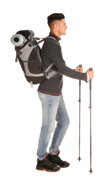 Sırt Çantalı Erkek Yürüyüşçü Beyaz Arka Planda Yürüyüş Direkleri — Stok fotoğraf