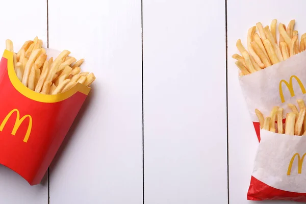 Mykolaiv Ukraine Août 2021 Petites Grandes Portions Frites Mcdonald Sur — Photo