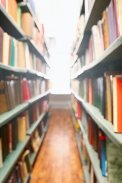 Verschwommener Blick Auf Bücher Bücherregalen — Stockfoto