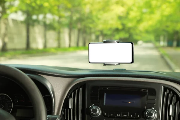 Pemegang Mobil Dengan Ponsel Modern Kaca Depan Mobil Mockup Untuk — Stok Foto