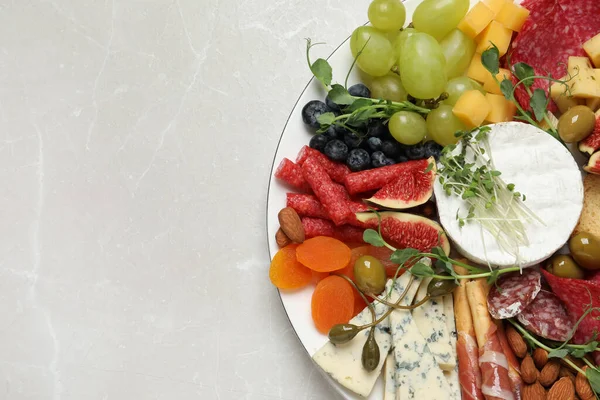 Set Diversi Deliziosi Antipasti Serviti Tavolo Grigio Chiaro Vista Dall — Foto Stock