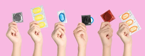 Collage Con Fotos Mujeres Sosteniendo Condones Sobre Fondo Rosa Primer —  Fotos de Stock