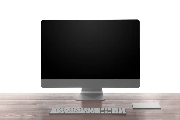 Computador Moderno Com Tela Monitor Branco Periféricos Mesa Madeira Contra — Fotografia de Stock