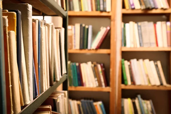 Colección Diferentes Libros Estanterías Biblioteca — Foto de Stock