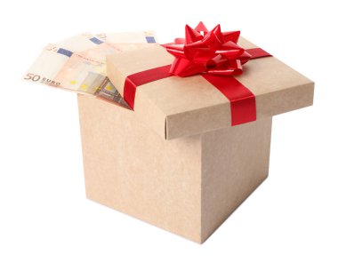 Hediye kutusu beyaz izole euro banknot ile