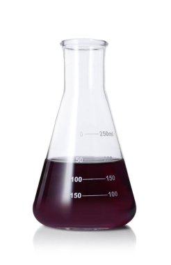 Beyaz üzerine izole edilmiş renk sıvısı olan şişe.