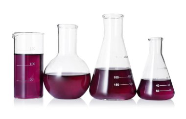 beyaz izole renkli sıvı ile farklı Laboratuar kapkacakları