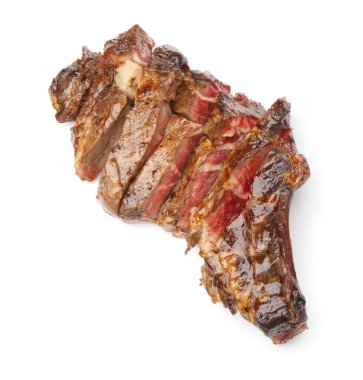 Beyaza izole edilmiş lezzetli biftek, üst manzara.