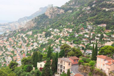 Beautiful view of many buildings on hills