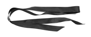 Güzel siyah kurdele beyaza izole edilmiş, üst manzara