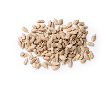 Ayçiçeği çekirdeği yığını beyaz, üst görünümde izole