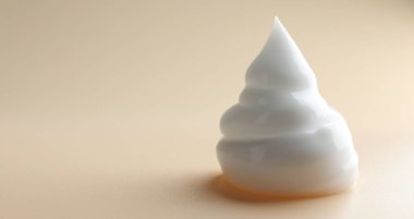 Bej arka planda nemlendirici krem örneği, yakın plan. Metin için boşluk