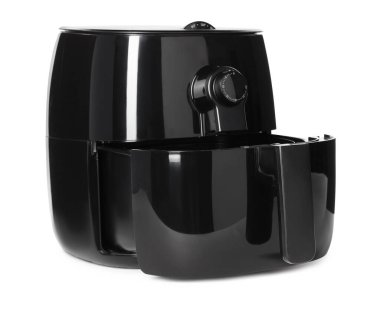 Beyazda izole edilmiş siyah bir fritöz.