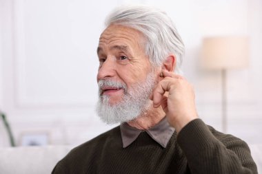 İşitme cihazı evde ile komuta sizde