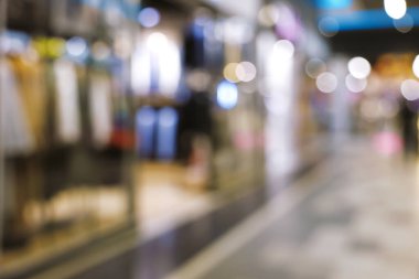 Vitrinli alışveriş merkezinin bulanık görüntüsü. Bokeh etkisi