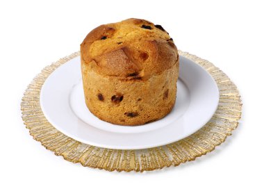 Noel yemeği. Lezzetli Panettone pastası beyaza izole edilmiş.