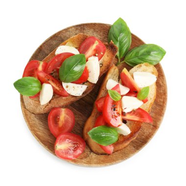 Mozarella peynirli, domatesli, fesleğenli ve baharatlı nefis bruschettalar.