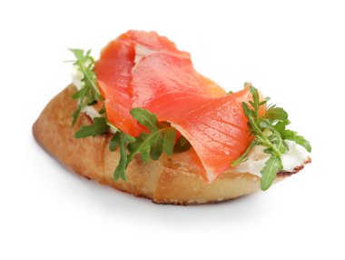 Somon ve roka soslu leziz bruschetta.